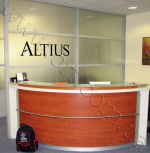 оформление ресепшн компании altius
